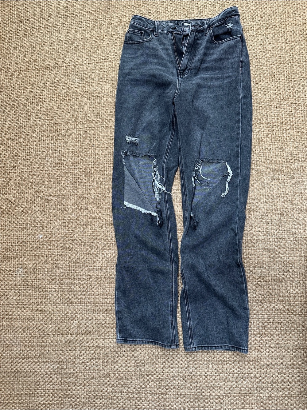 PacSun Women's Black Distressed Straight-Leg Jeans